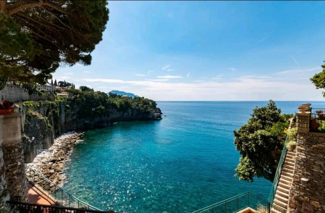 Pieve Ligure A Picco Sul Mare Con Piscina Villa Regina Exterior photo